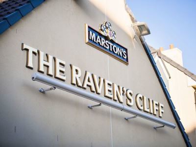 The Raven'S Cliff Lodge By Marston'S Inns Motherwell Zewnętrze zdjęcie